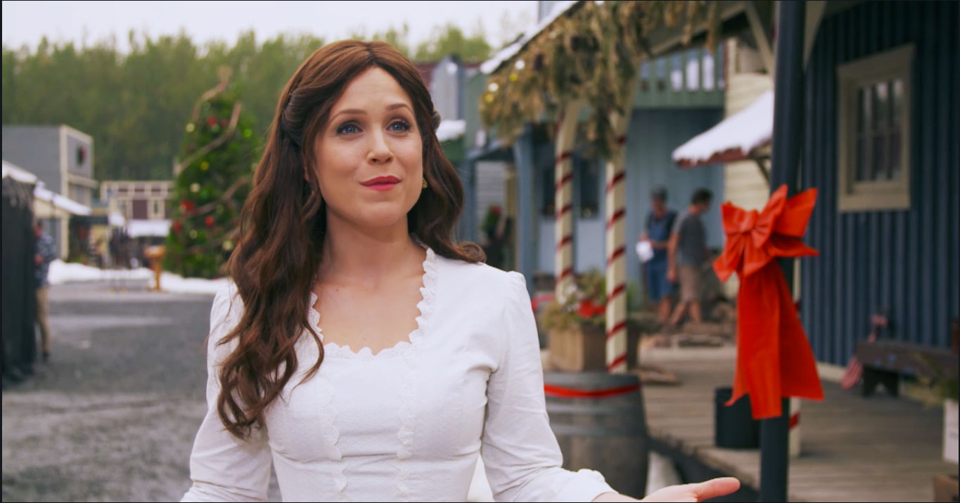 Cast Interviews - Erin Krakow's Favorite Part of Christmas - When Calls the  Heart