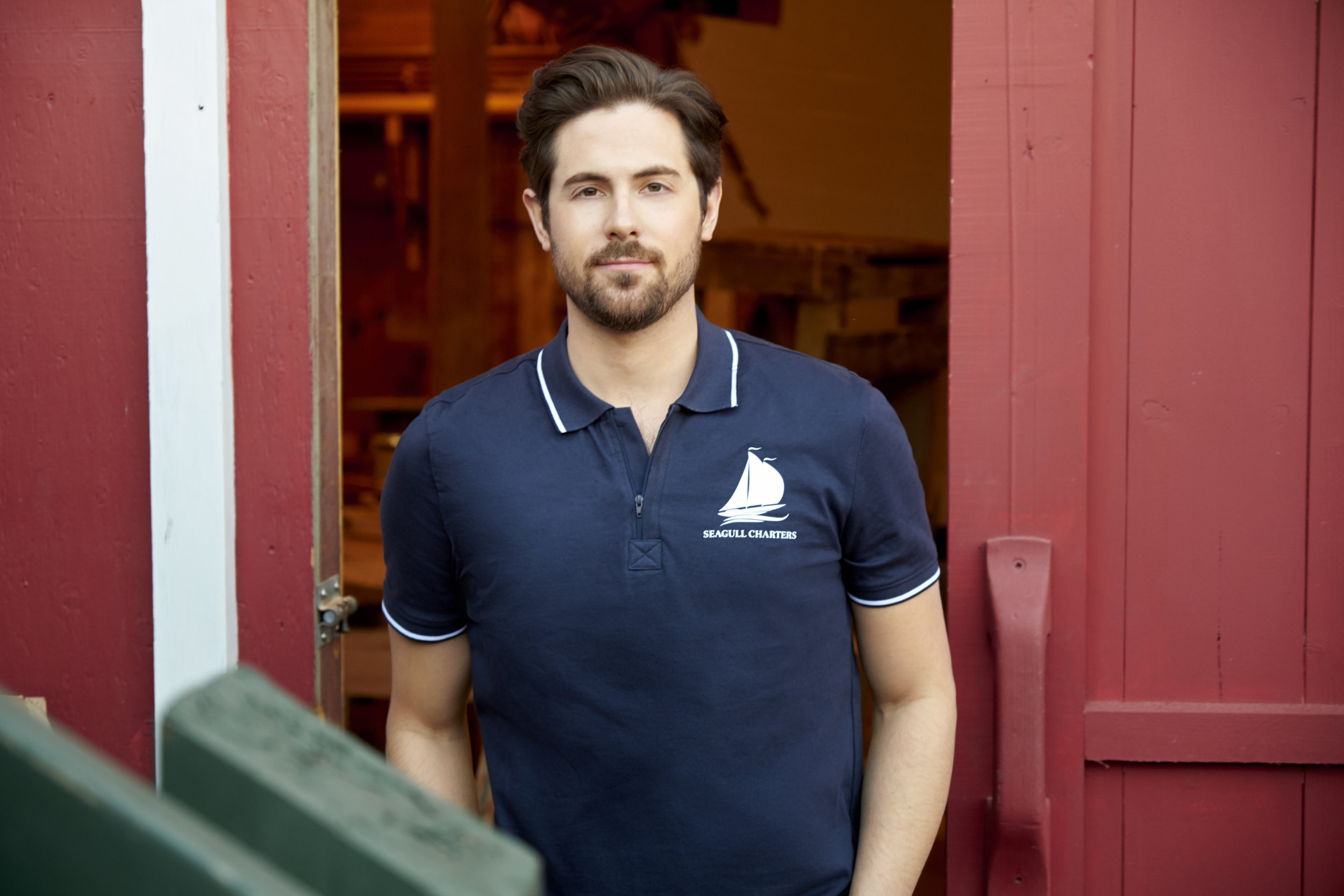 Chris Mcnally As Tom On Five Summer Weddings