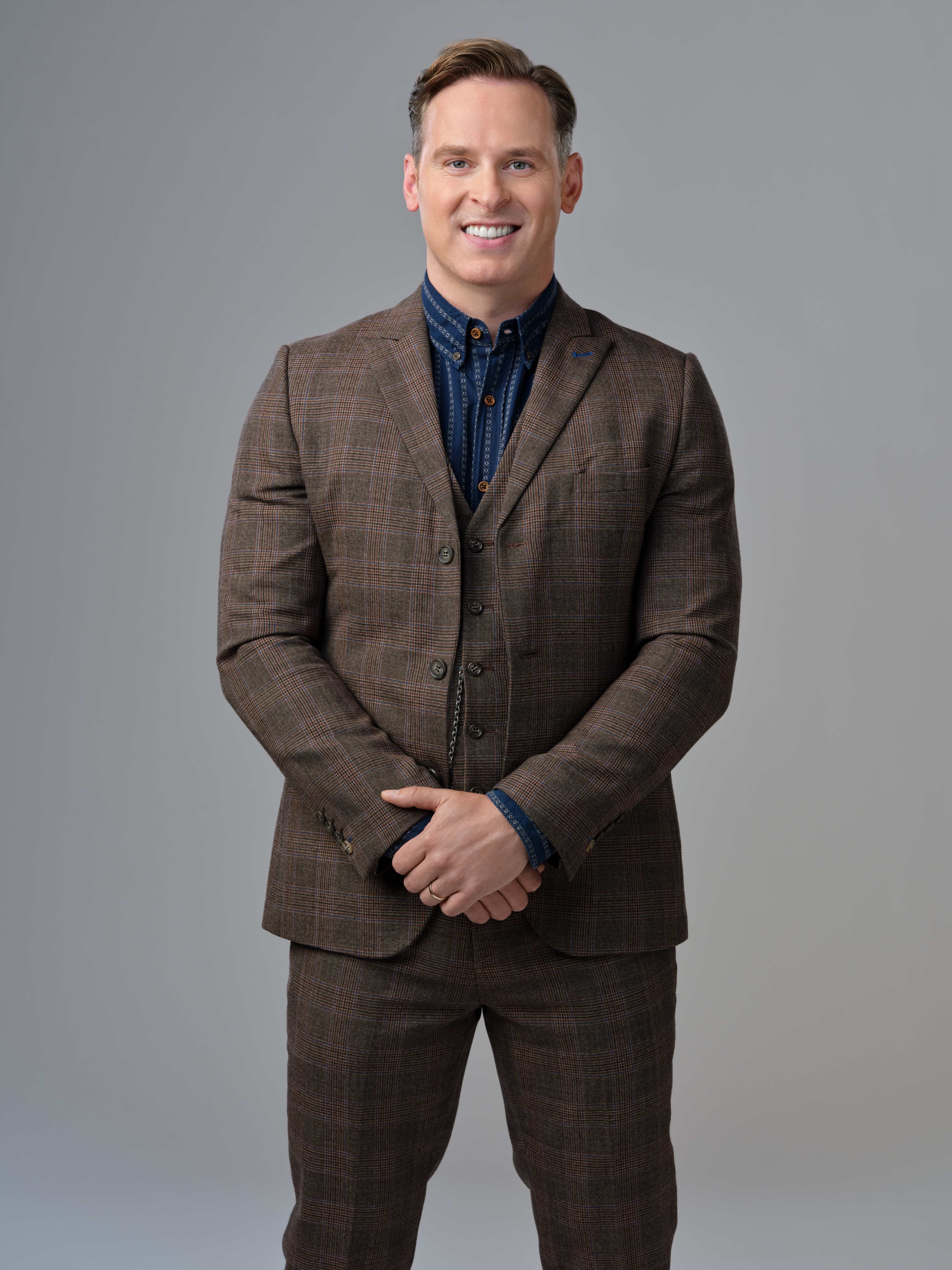 Ben Rosenbaum as Mike Hickam in When Calls the Heart