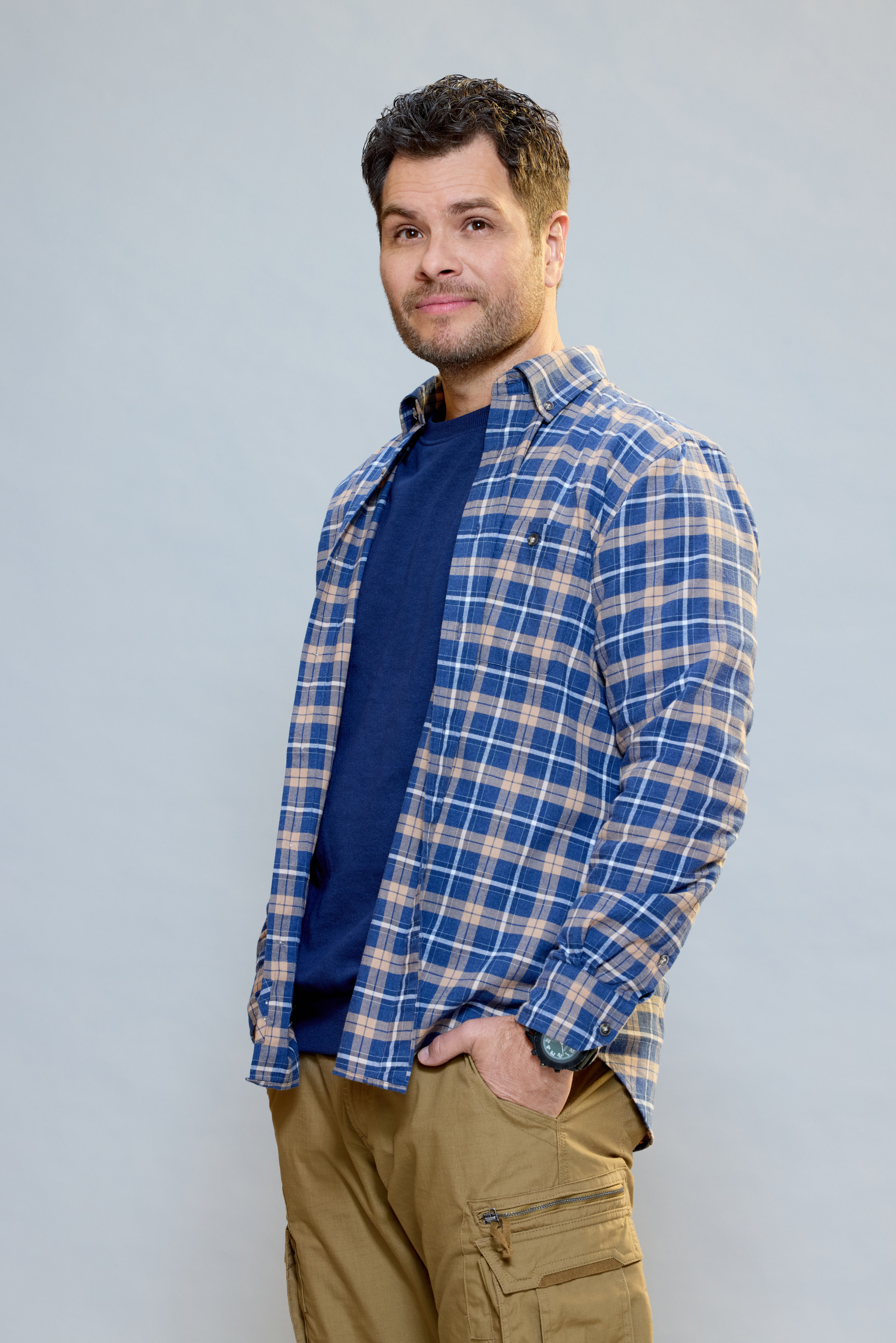 Erik Valdez as Luis in Journey to You