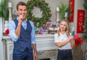DIY Elf Shoe Party Favors - Home & Family