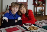 Preview - A World Record Christmas