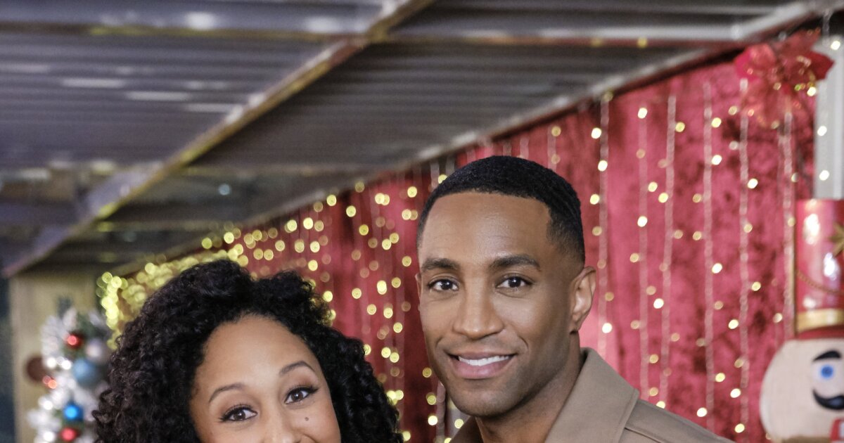 Miracle christmas cast About A Christmas Miracle | A Christmas Miracle