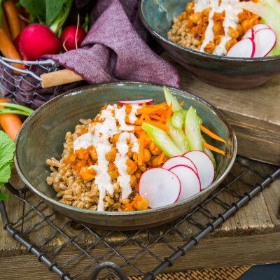 Merle O’Neal – Buffalo Chickpea Grain Bowls