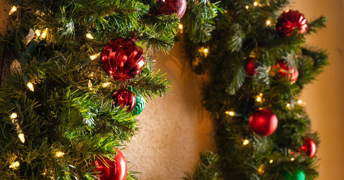 Hallmark Channel Virtual Holiday Backgrounds Hallmark Channel Free Virtual Christmas Backgrounds For Zoom