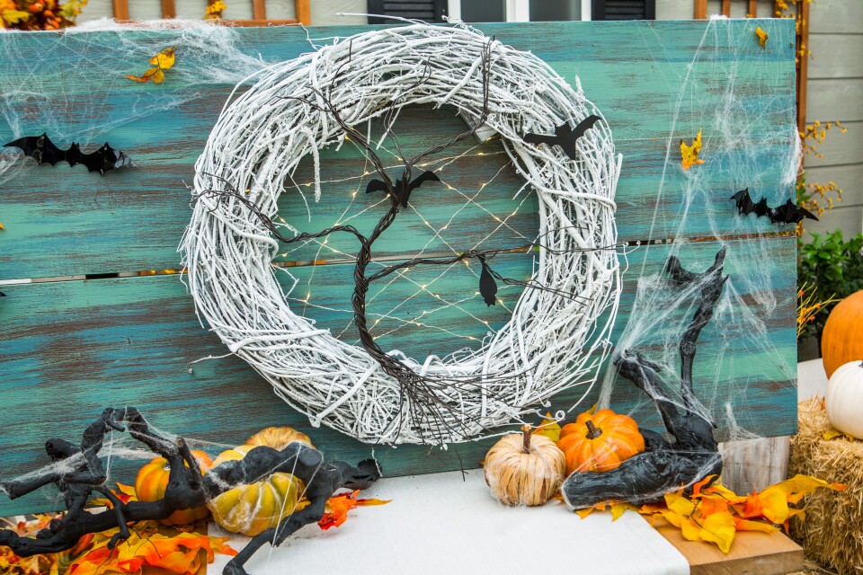 DIY Halloween Wreath