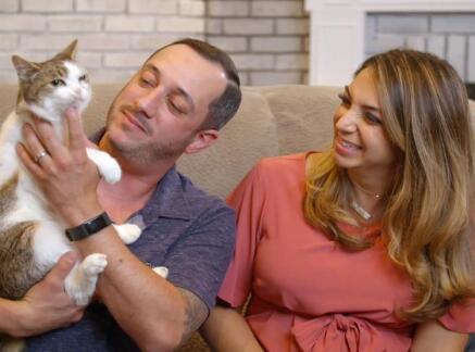 Adoption Stories - The Unsuspecting Cat Dad - Cat Bowl