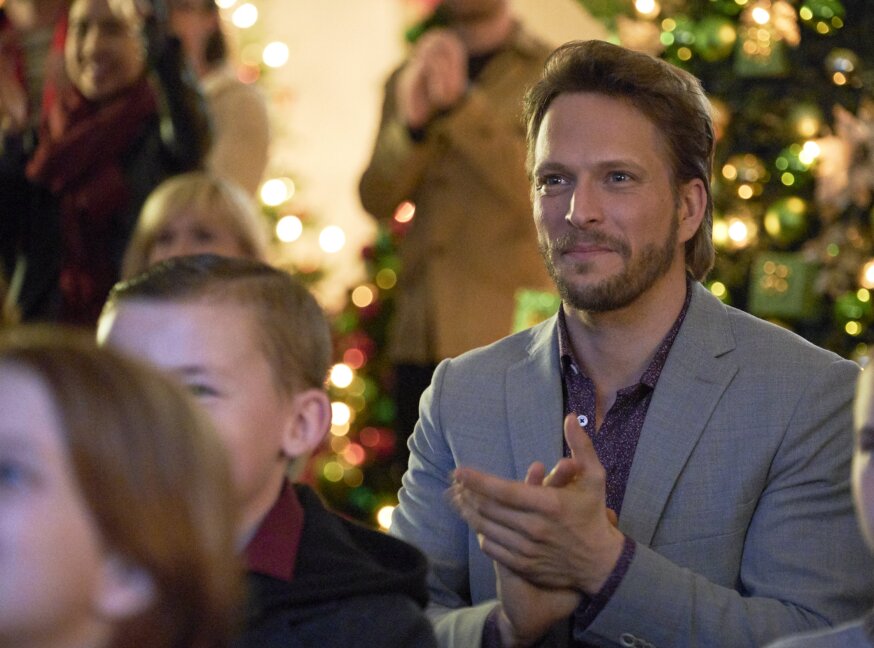 123movies tikmovies five openloading showboxmovies freemoviesfull sflix Picture a Perfect Christmas