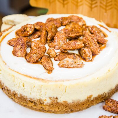 Pecan Praline Cheesecake with Shortbread Cookie Crust
