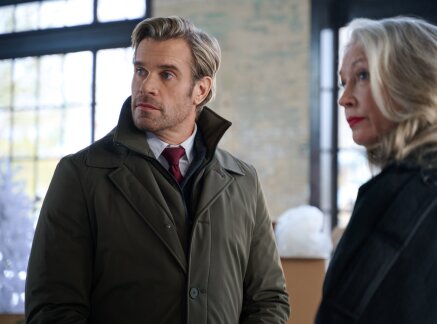 Preview - Melt My Heart This Christmas