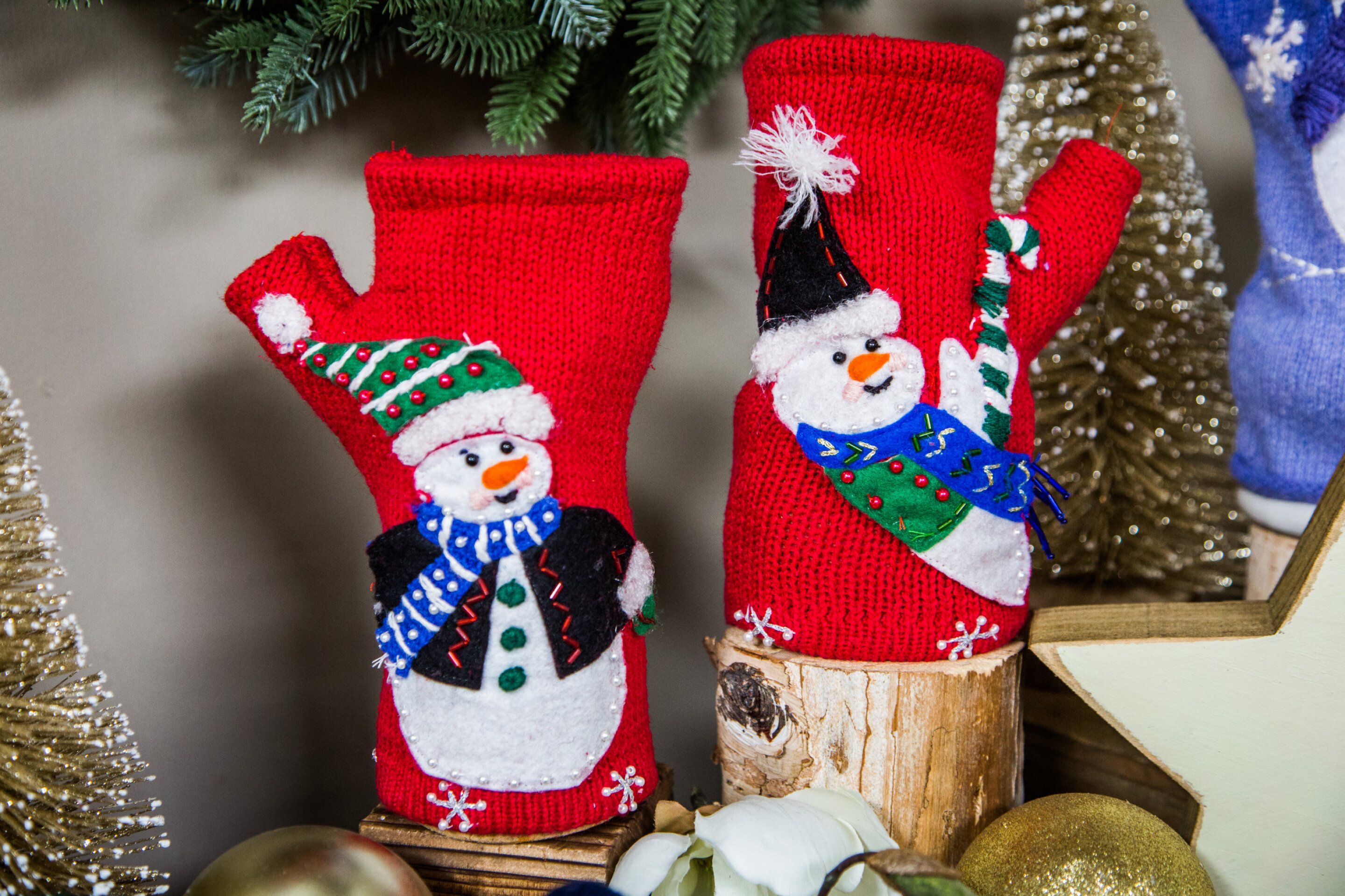 Diy xmas gloves DIY Xmas Gloves | Home & Family