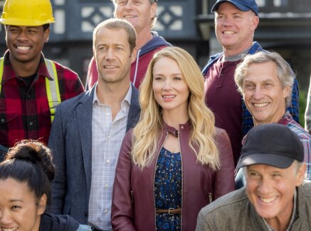 Preview + Sneak Peek - Deadly Deed: A Fixer Upper Mystery