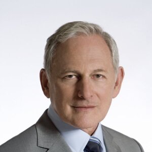 Victor Garber