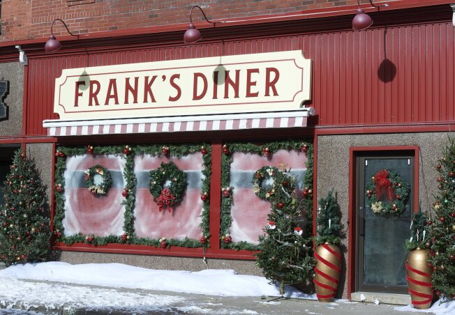 Hallmark brennan elliott danica mckellar altadefinizione starring hallmarkmoviesandmysteries streaming Christmas at Grand Valley