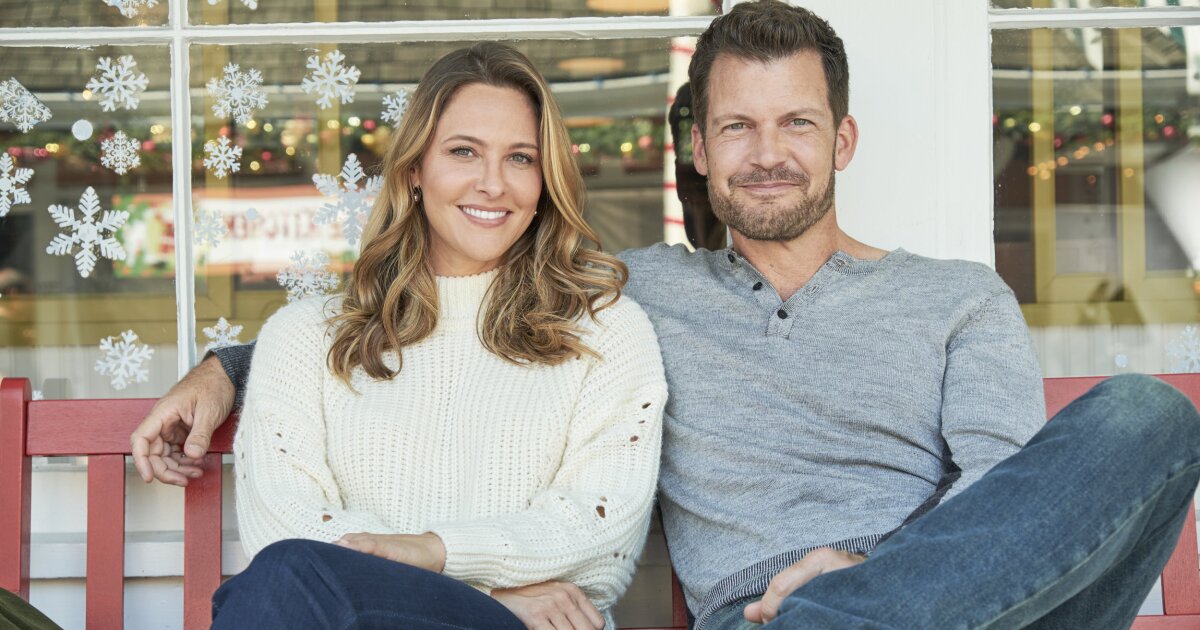 Deklin mark imdb Mark Deklin as Kevin on Christmas in Evergreen: Letters to Santa