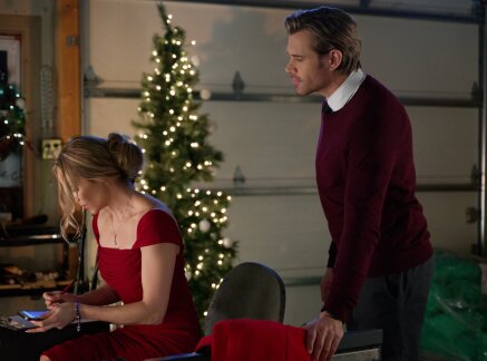 Sneak Peek - Melt My Heart This Christmas