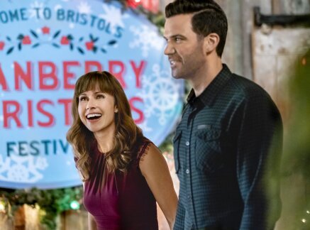 Preview - Cranberry Christmas