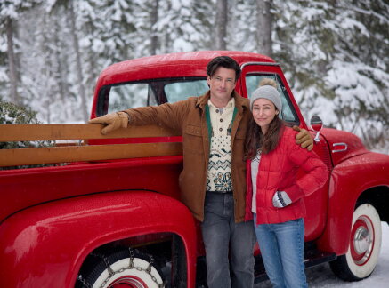Countdown to Christmas on Hallmark+ | Stream All New Holiday Movies & Series Next Day