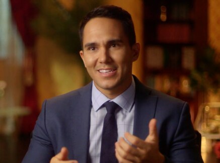 Interview - Picture Perfect Mysteries: Exit Stage Death - Carlos PenaVega