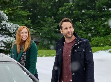 Preview - We Met in December