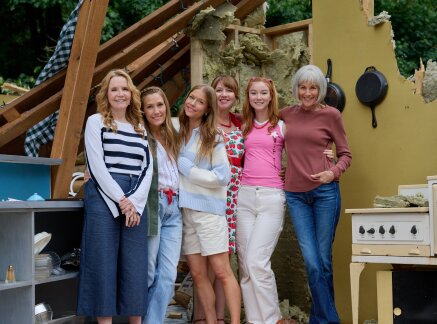 Sneak Peek - I Do, Y'all - Hallmark Channel