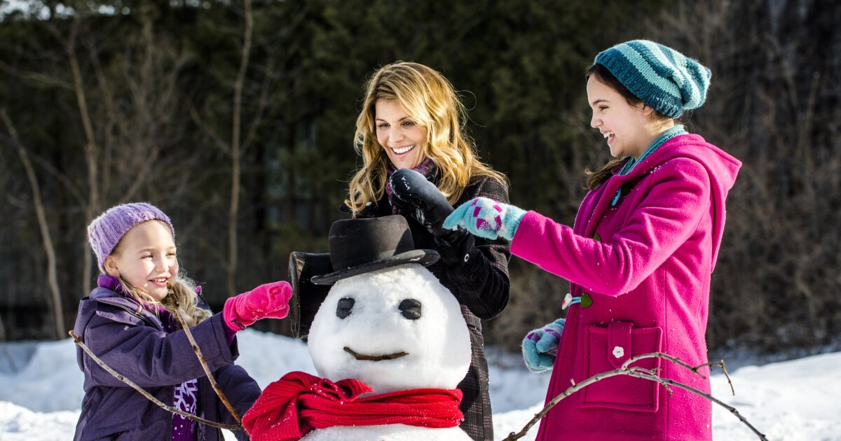 Cast Northpole Open For Christmas Northpole Open For Christmas Cast