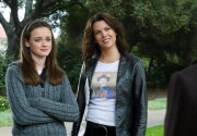 Preview - Gilmore Girls on Hallmark Channel