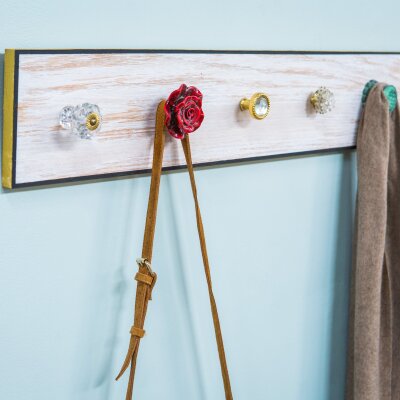 DIY Vintage Doorknob Coat Rack