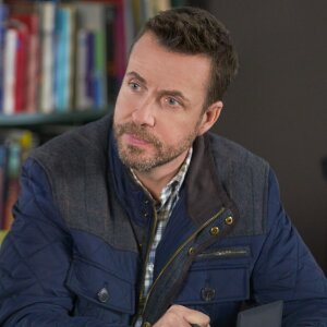 Photos from Aurora Teagarden Mysteries: A Game of Cat and Mouse - 10