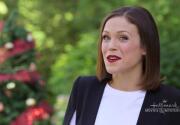 Interview - Erin Krakow about Lori Loughlin - Engaging Father Christmas