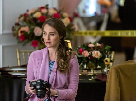 Preview + Sneak Peek - Picture Perfect Mysteries: Newlywed and Dead