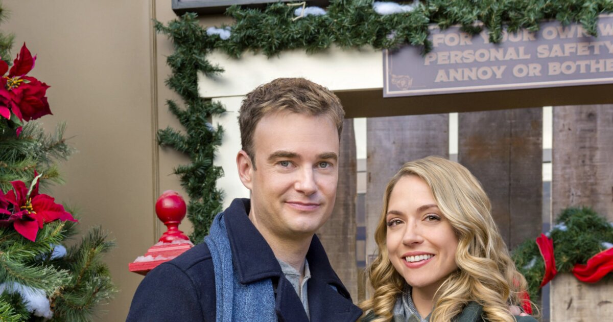 About The Movie On The Twelfth Day Of Christmas Hallmark On The 12th Day Of Christmas