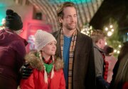 Preview - Holiday Hotline