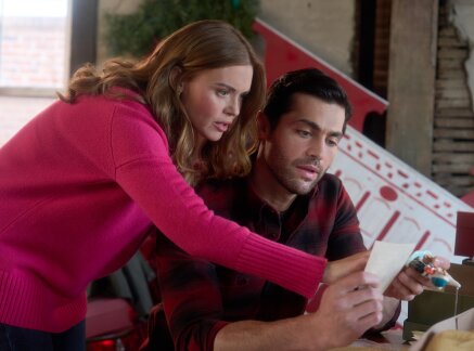 Sneak Peek - Holiday Touchdown: A Bills Love Story