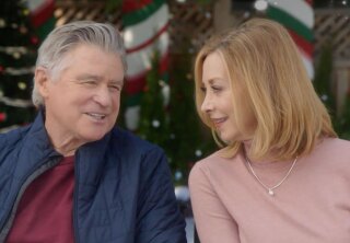 Sharon Lawrence and Treat Williams - Countdown to Christmas