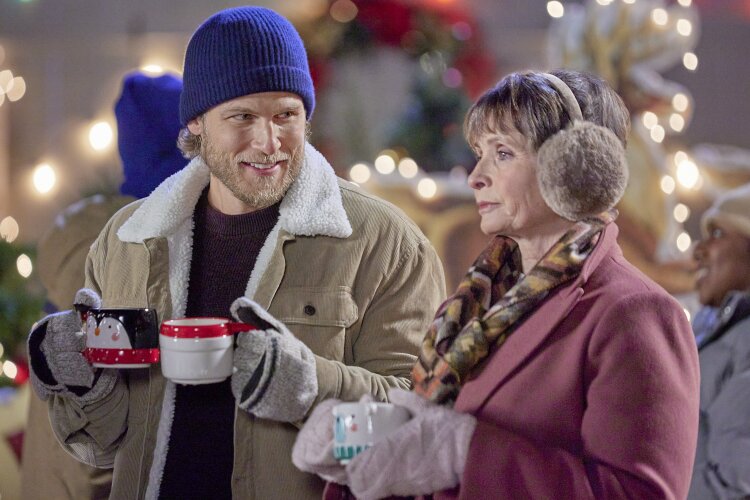 ’Tis the Season to be Merry - Photos