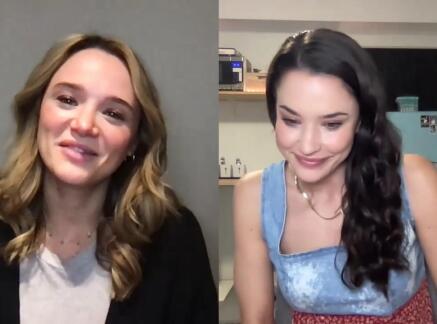 Nikki & Nora: Sister Sleuths Live