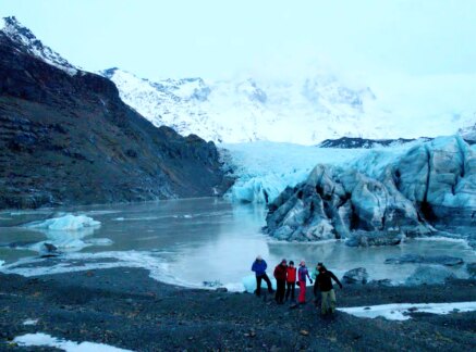 On Location - Love On Iceland