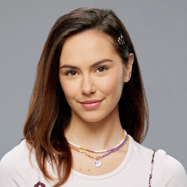 Chyler Leigh As Kat Landry In The Way Home Chyler leigh as kat landry in the way home