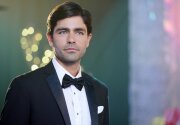Tinsel Trivia - Christmas at Graceland: Home for the Holidays