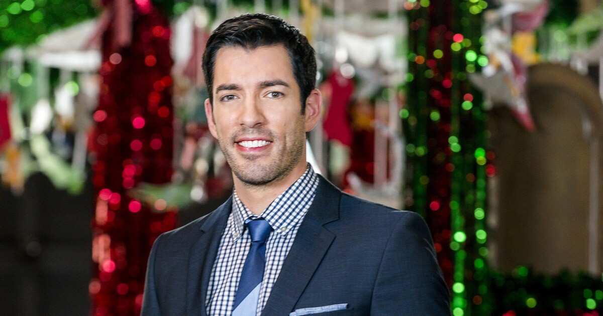 Drew Scott as Jason Keppler on The Christmas Parade
