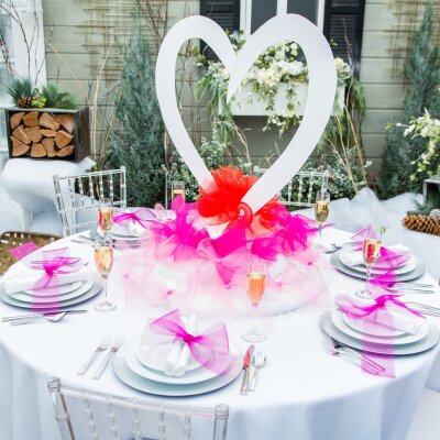 Galentine’s Day Tablescape