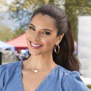 Roselyn Sanchez As Gabby On A Taste Of Summer