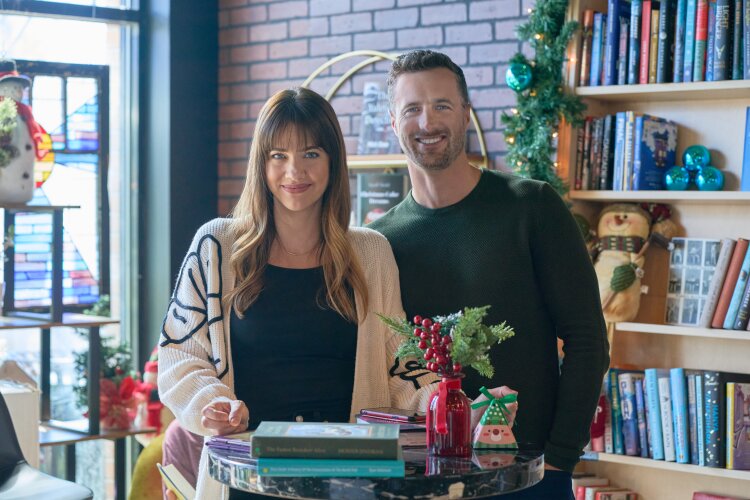 Hallmark Mystery Miracles of Christmas Movies 2024 - Countdown Until ...
