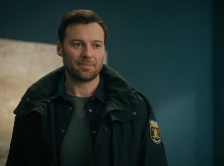 Highlight - Sam Asks Ray for a Favor - Mistletoe Murders