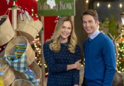 Preview + Sneak Peek - Sharing Christmas