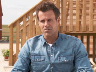 Interviews – Working with Kelly – Love, Of Course