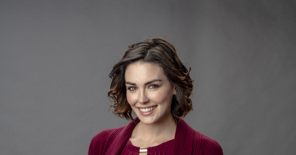 Entourage taylor cole Hallmark’s Falling Entourage taylor cole Hallmark’s Falling