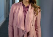 Meet Allie - Picture Perfect Mysteries: Newlywed and Dead