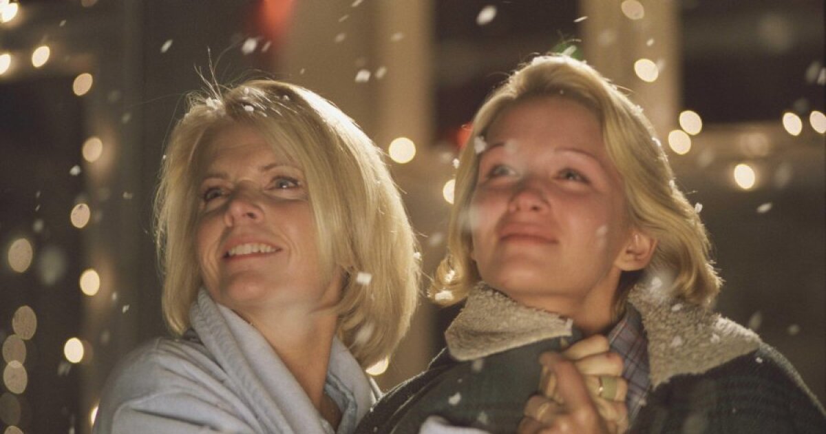 Hallmark visitor christmas Photos | A Christmas Visitor